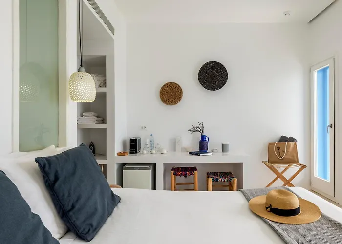Bluetopia Suites Mykonos Town