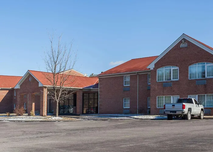 Days Inn & Suites By Wyndham Lancaster Amish Country Mountville