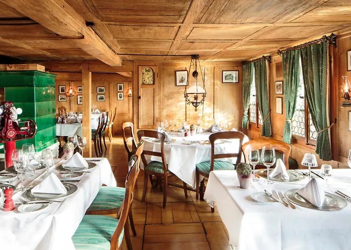 Swiss-Chalet Merlischachen - Romantik Schloss-Hotel am See Küssnacht