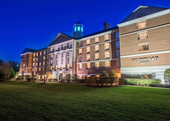 Courtyard Chapel Hill Hotel