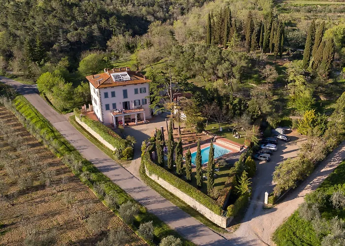Villa La Grotta San Giustino Valdarno