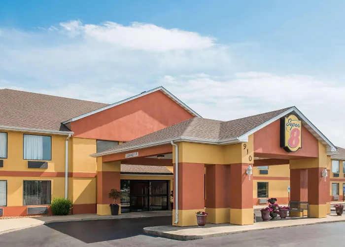 Super 8 By Wyndham Troy Il/St. Louis Area Hotel