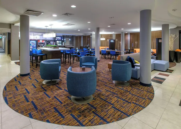 Courtyard By Marriott Albany Hotel