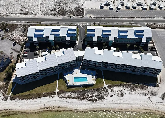 Aparthotel Oceans Rise Pensacola Beach