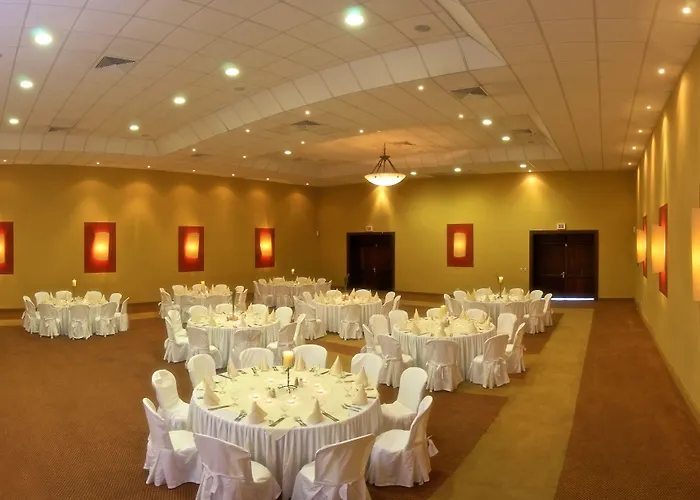 HotelsOcean Blue & Sand Beach