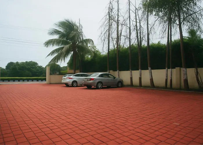 Hotel Radhika Somnath