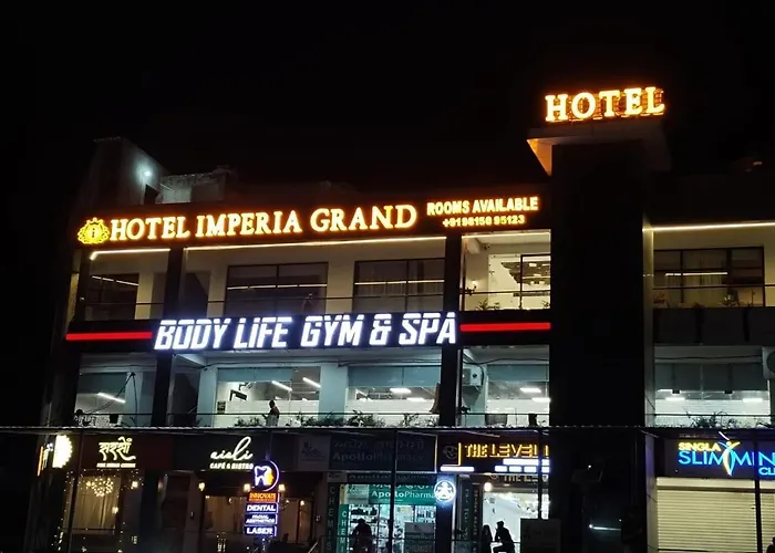 Hotel Imperia Grand Mohali