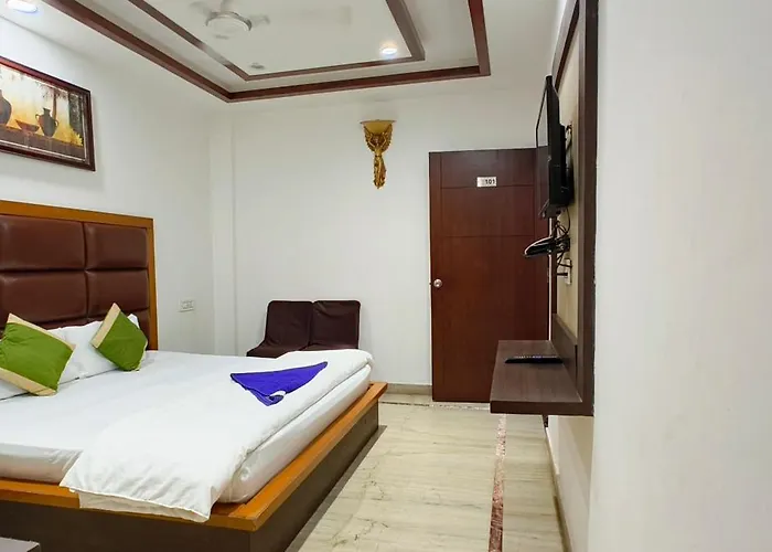 The Chefs Club Agra Hotel