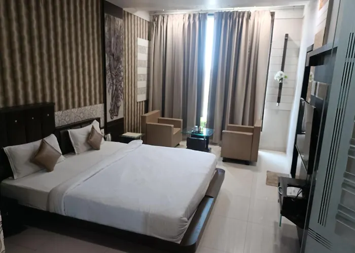 Hotel Celebration Residency Jaora