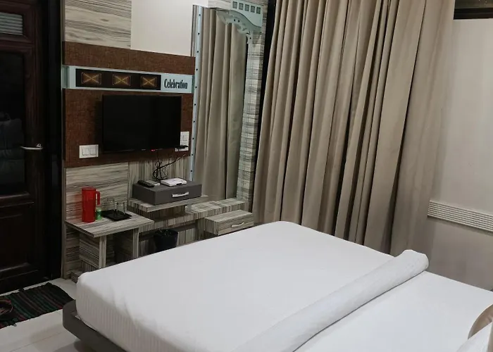 Hotel Celebration Residency Jaora