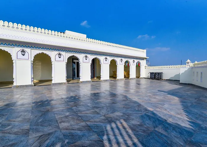 Hotel Bungalow 18 Jaipur
