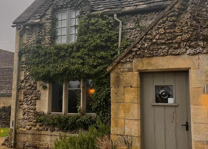 The Ragged Cot Hotel Minchinhampton