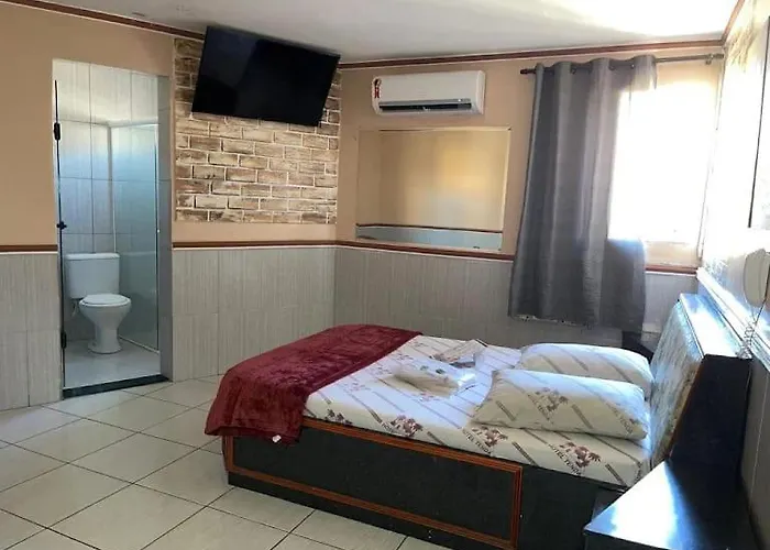 Hotel Tenda Próximo a Regis Bitencourt e Taboão Da Serra São Paulo