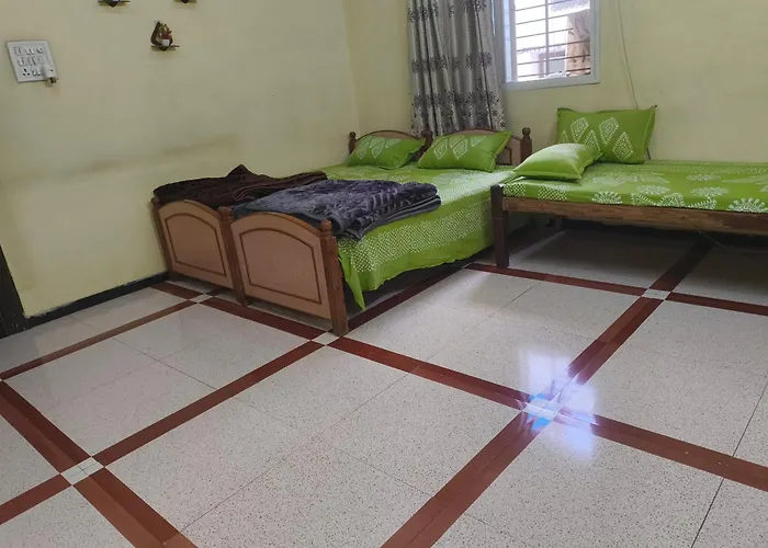 Shree Narayan Bhakt Niwas Hotel Ujjain
