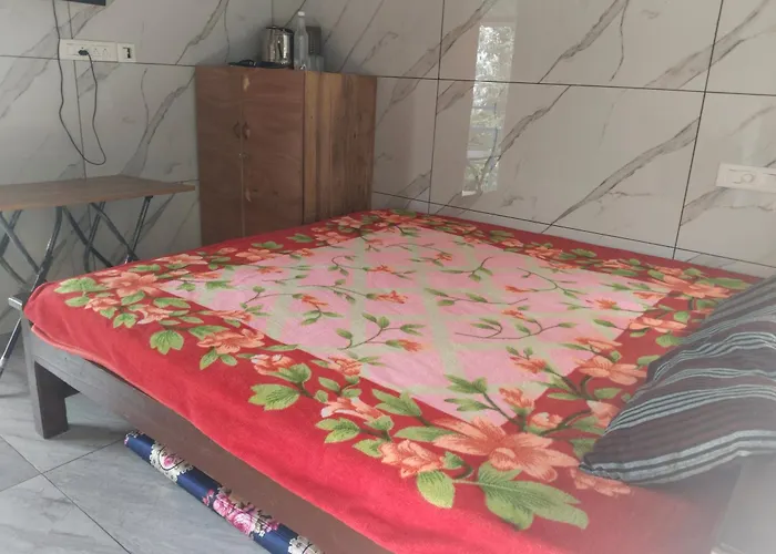Nachiyar Hotel Kanthalloor
