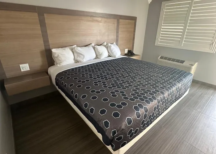 Hometown Inn Los Banos