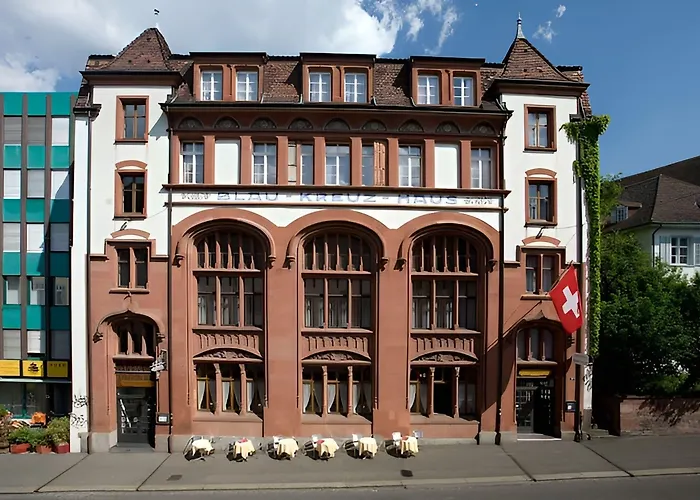 Central City Hotel Rochat Bazel