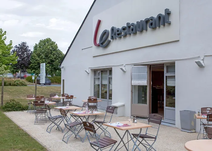Campanile Angers Ouest - Beaucouze Hotel
