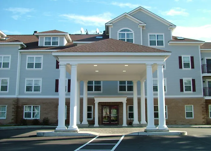 Holiday Inn Express Hotel & Suites White River Junction By Ihg