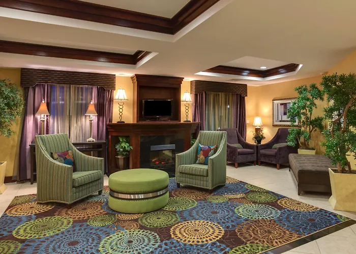 Holiday Inn Express Tower Center New Brunswick By Ihg East Brunswick