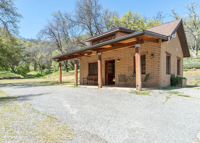Homestead Cottages Ahwahnee