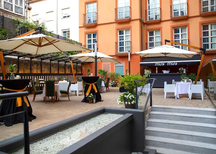 Palacio de los Blasones Suites Burgo