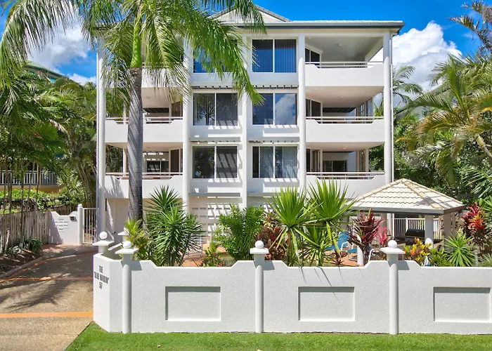 On The Beach Apartments Trinity Beach