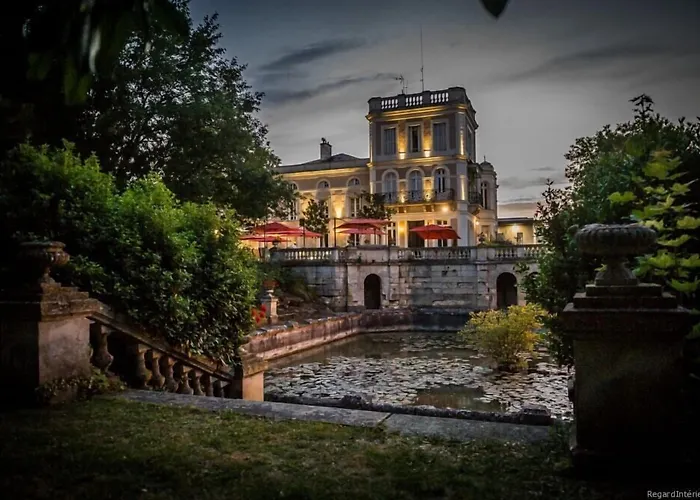 Chateau du Clos de la Ribaudiere Chasseneuil-du-Poitou