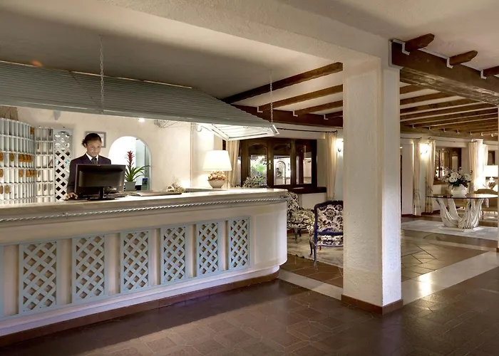 Grand Hotel Smeraldo Beach Baja Sardinia