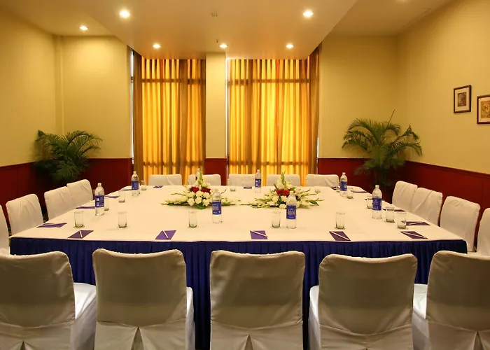 Hotel City Park Delhi 