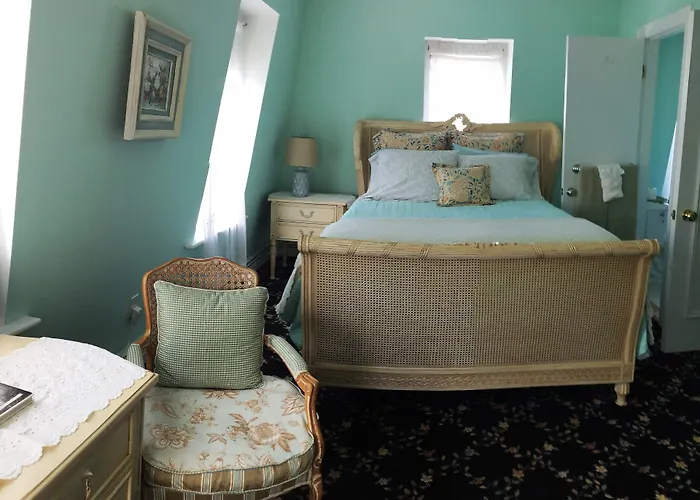 The Carriage House Bed & Breakfast Ocean Grove