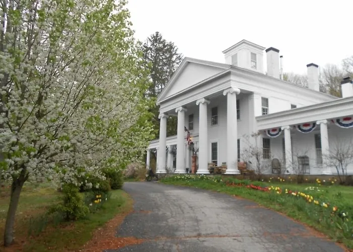 House Of 1833 Bed And Breakfast Mystic