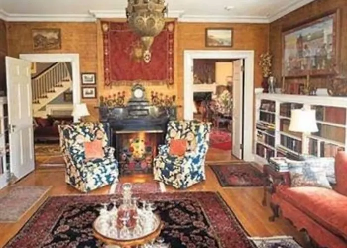 Whistler'S Inn Lenox