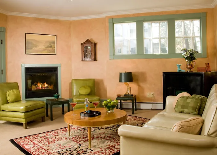 Hampton Terrace Inn Lenox