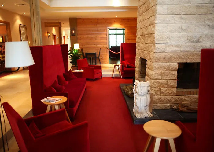 Hôtel Des Trois Hiboux Plailly