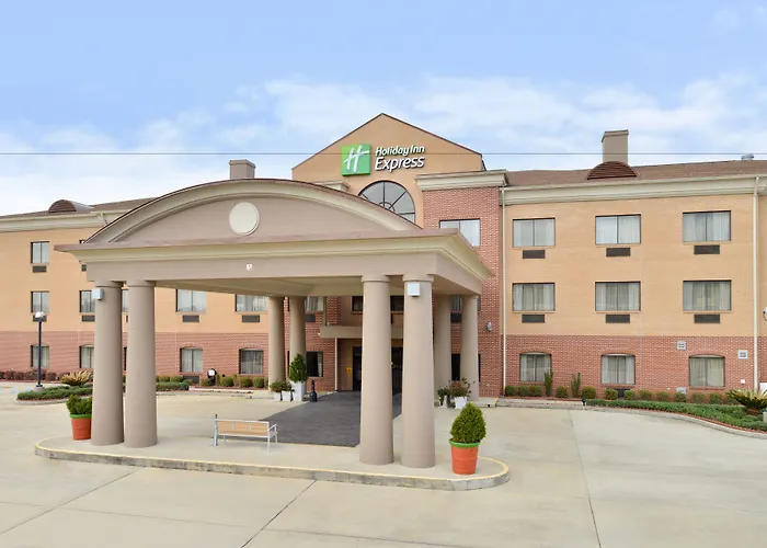 Holiday Inn Express Clanton