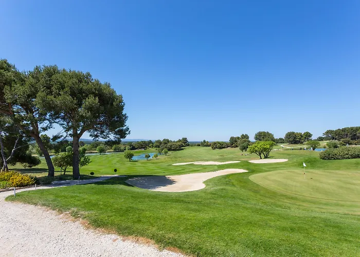 Madame Vacances Residence Provence Country Club Saumane-de-Vaucluse