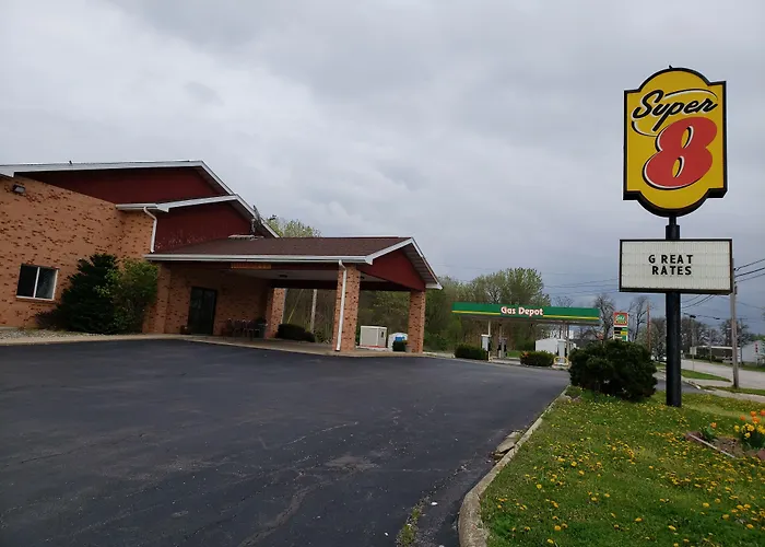 Super 8 By Wyndham Watseka Hotel