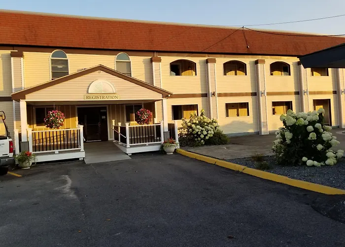 All Seasons Inn & Suites Bourne