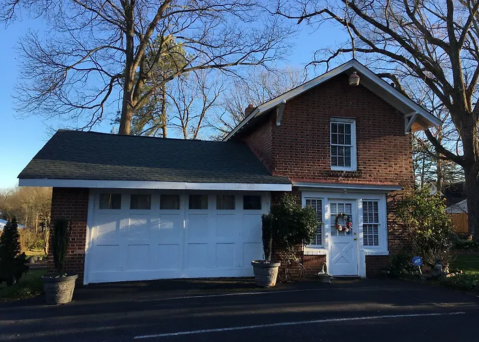 The Inn On Front Street Statesville