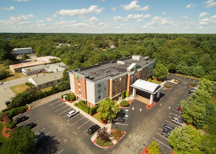 Holiday Inn Express Hotel & Suites Middleboro Raynham By Ihg