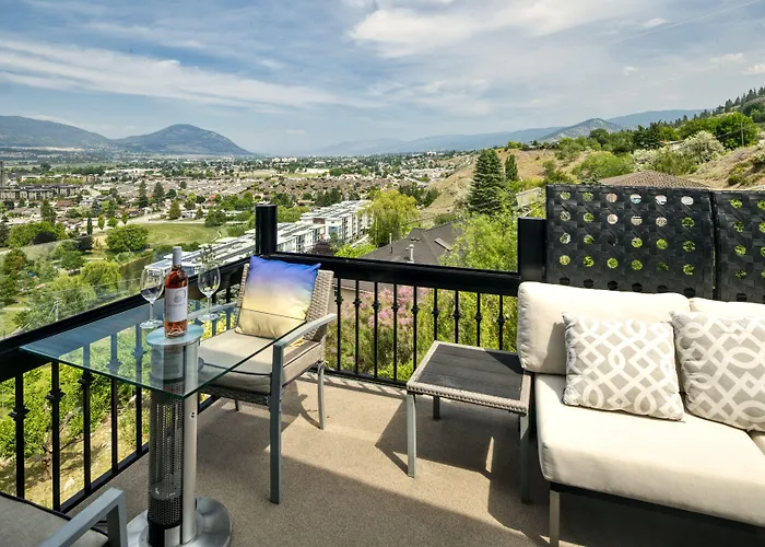 Above The Beach Guest Suites Penticton