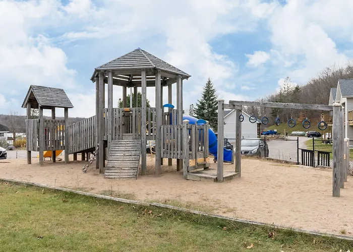 Getaways At Haliburton Heights Aparthotel