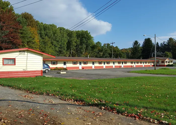 Budget Inn Wellsville