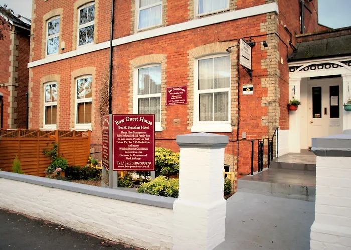 Bow Guest House Reading