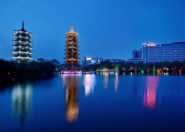Lijiang Waterfall Hotel Guilin