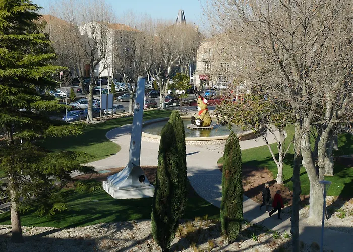 Hotel D'Angleterre, Salon-De-Provence