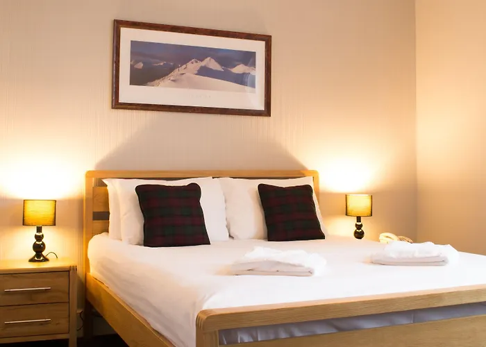 The Balavil Hotel Newtonmore - Restaurant, Bars & Swimming Pool