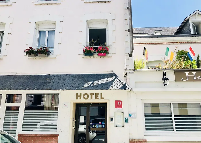 Logis Hotel Louise De Savoie Blois