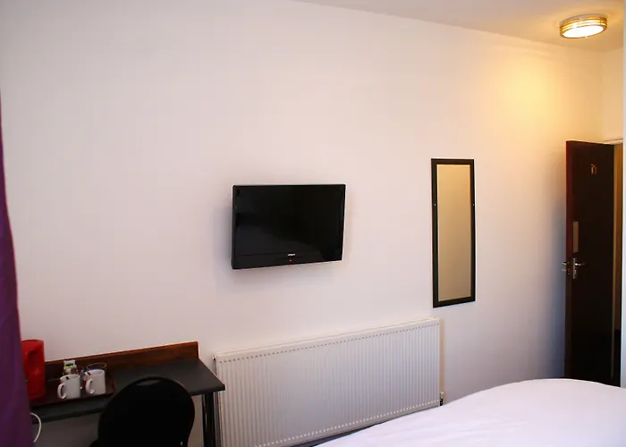 The Hindes Hotel Harrow